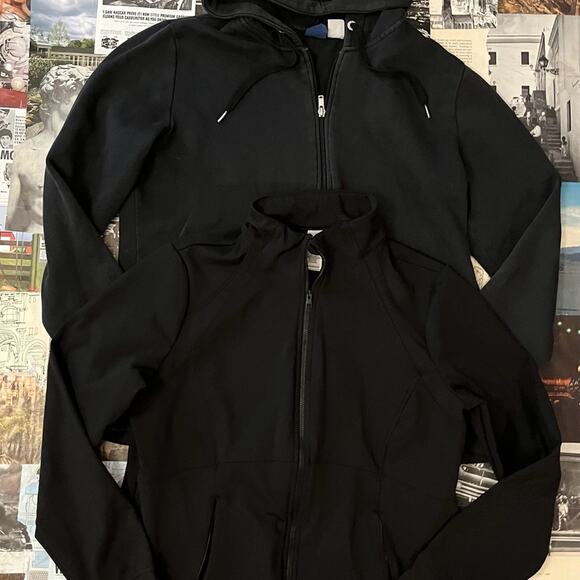 bundle of jackets - Picture 1 of 6